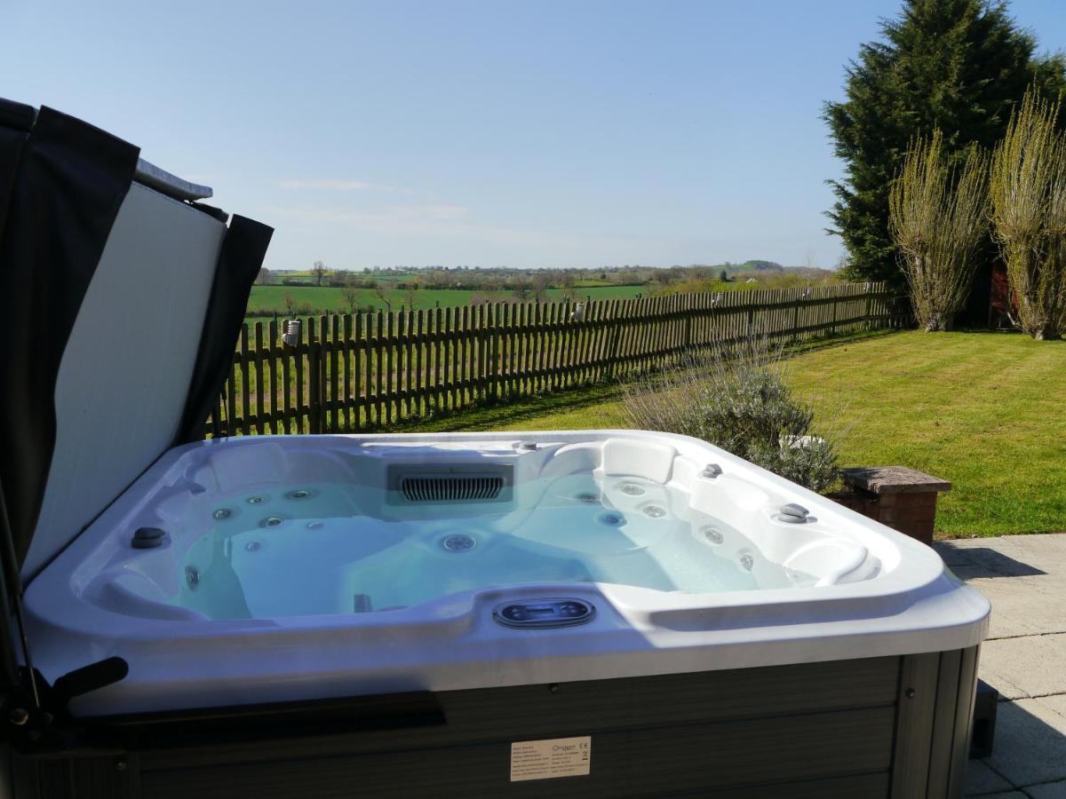 South View Country House Sleeps 12 - Hot Tub - Views Henley-in-Arden Esterno foto